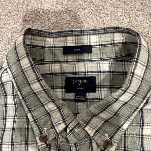J Crew Men’s Size SLIM Large long sleeve button down shirt - Picture 2 of 2